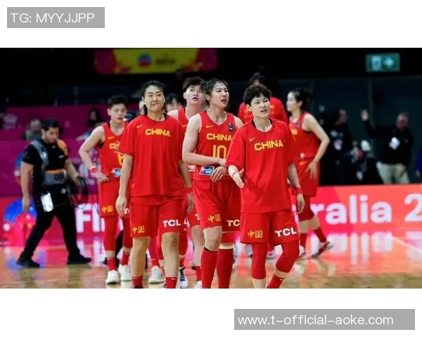 女篮进决赛登顶热搜榜首杨毅：女篮赢球不意外！