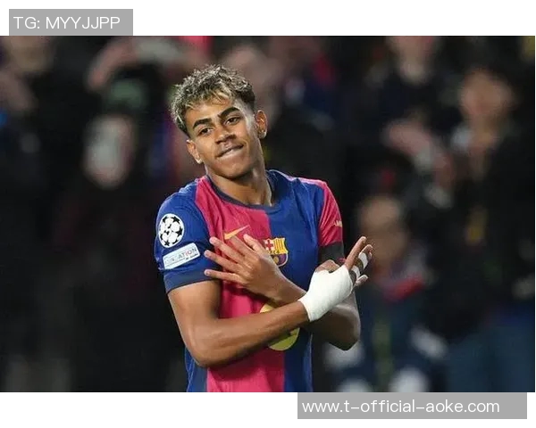 尼科晒亚马尔对着手机微笑视频:这小子坠入爱河了🥰🥰—一场关于真实记录与美好共鸣的软文 尼科晒亚马尔对着手机微笑视频:这小子坠入爱河了🥰🥰—一场关于真实记录与美好共鸣的软文