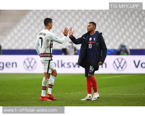 法国队11月大名单:姆巴佩领衔,坎特、谢尔基在列 法国队11月大名单:姆巴佩领衔,坎特、谢尔基在列